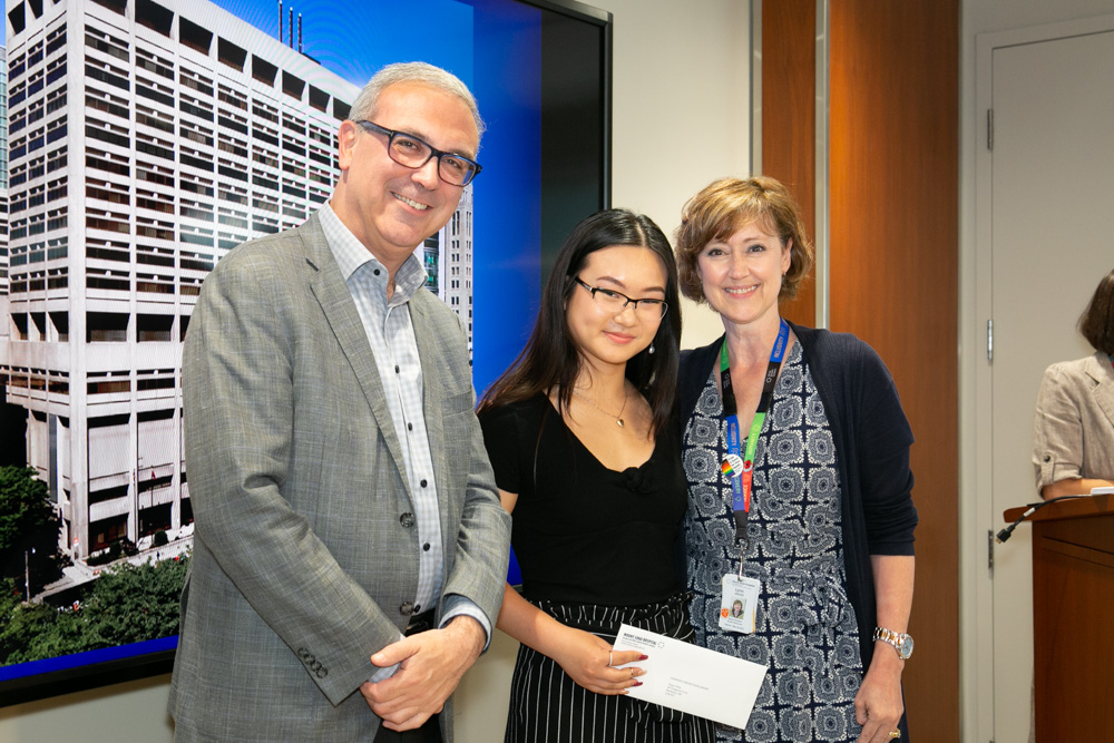 Dr. Gary Newton CEO with Diamond Jubilee Scholarship recipient Vippy Chau (centre) and Lynn Ardizzi, Senior Director, Organizational Development & People Engagement 
