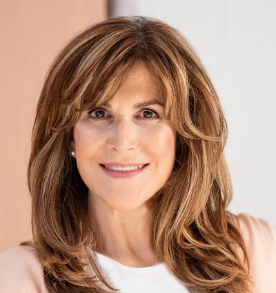 Headshot of Janet Bomza