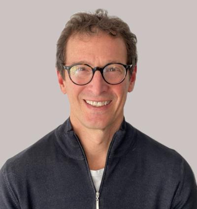 Headshot of Mark Davis