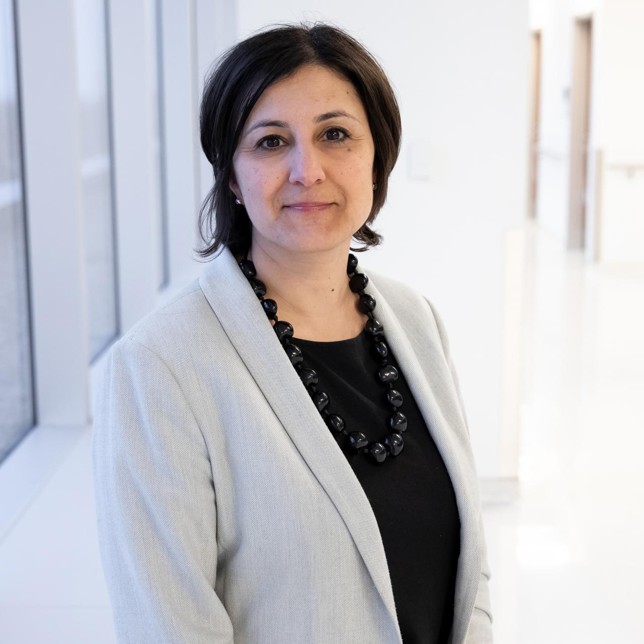 Headshot of an employee of Sinai Health