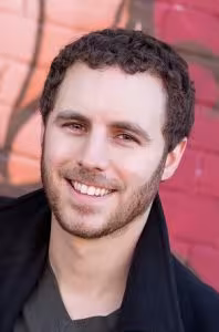 Dr. Jordan Pelc