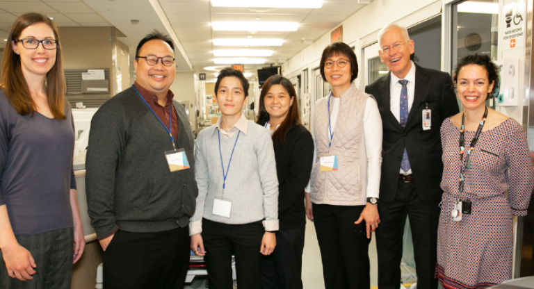 Delegation from Singapore and Mount Sinai staff group photo