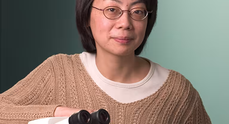 Dr. Mei Zhen