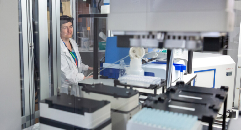 Research ramps up on blood test to screen thousands for COVID-19 immunity