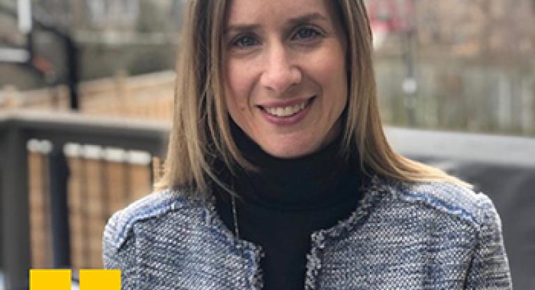 Stacey Gitlin with the quote "Crohn's disease does not define me' 