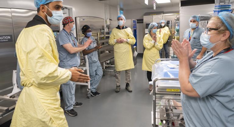 Sinai Health nurses clapping