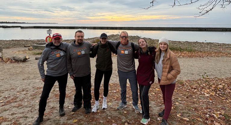 Group of Maliyah's hike participants