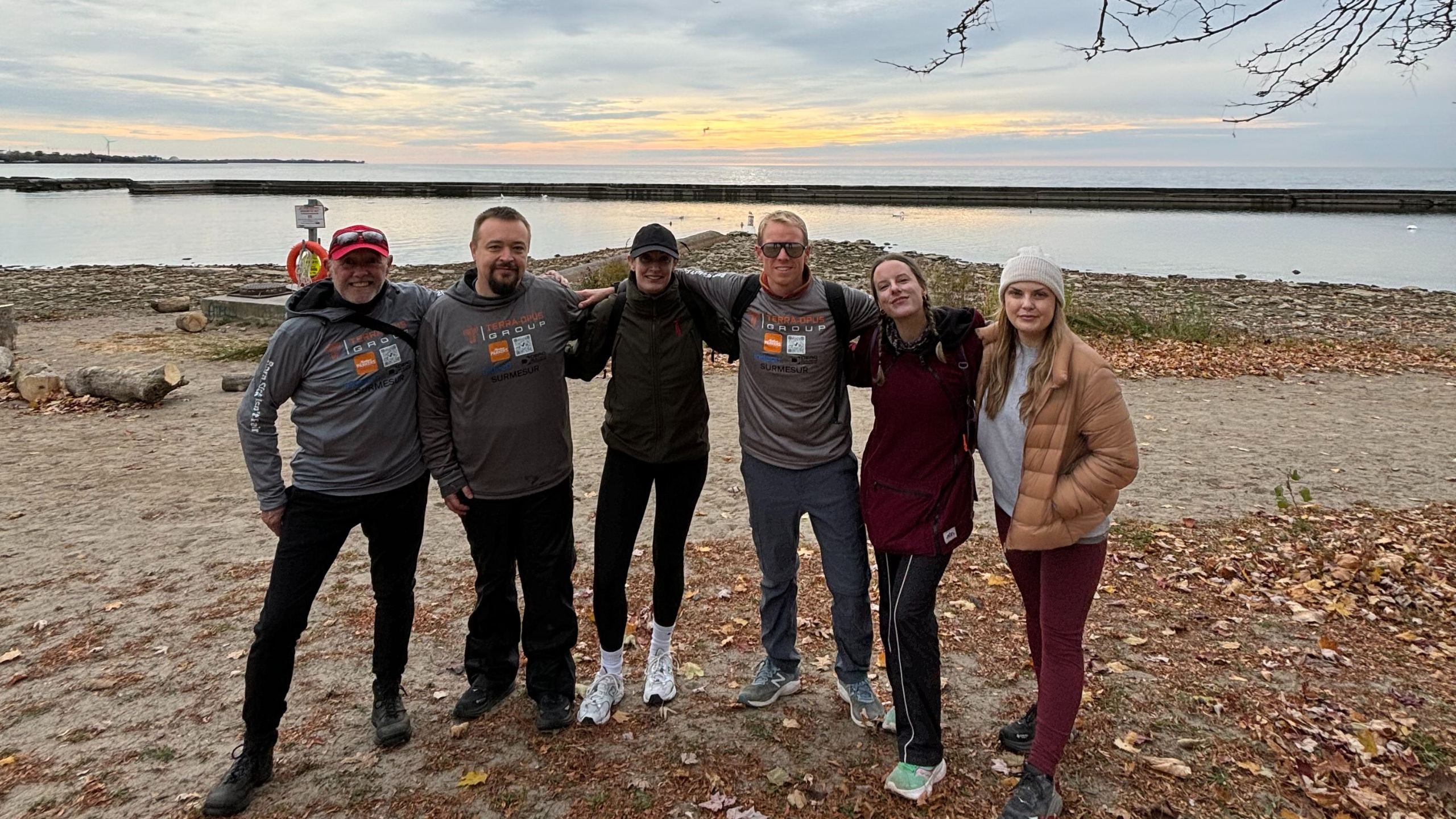 Group of Maliyah's hike participants